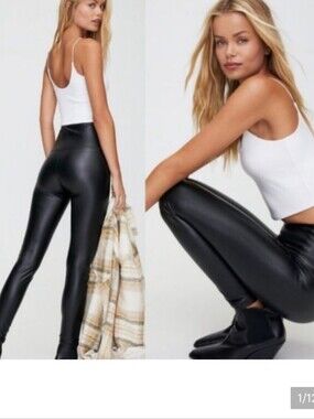 ARITZIA Wilfred Free Daria Pant High-waisted Vegan Leather leggings black medium